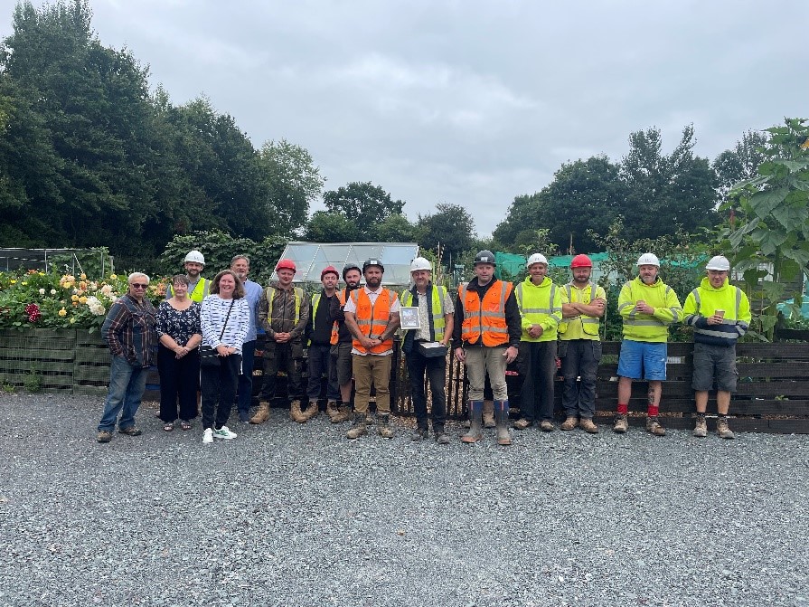 TELFORD LAND DEAL ENABALES  HELPING HAND AT THE ALLOTMENTS